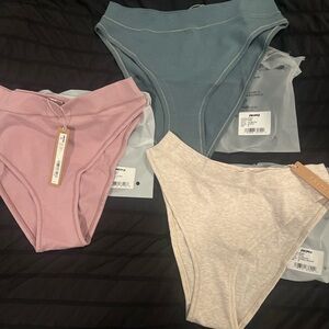 NWT SKIMS cheeky cotton jersey Tanga underwear